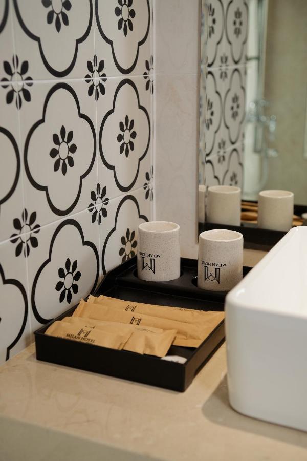 Milan Hotel นิญบิ่ญ ภายนอก รูปภาพ